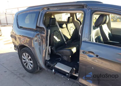 2017 Chrysler Pacifica Touring-L from USA, damaged, VIN 2C4RC1BG3HR517079